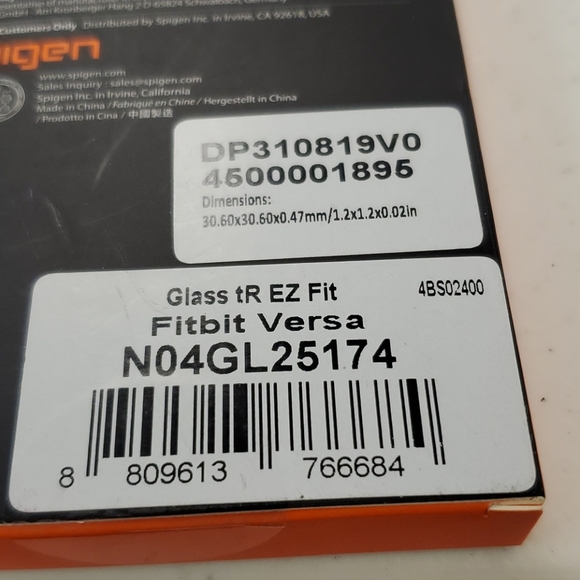 Spigen 2 pack fitbit versa glass screen protector - Picture 15 of 15